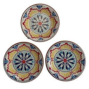 SET OF THREE BROWN/BLUE/YELLOW MELAMINE ROUND BOHO PRINT PLASTIC DINNER PLATES